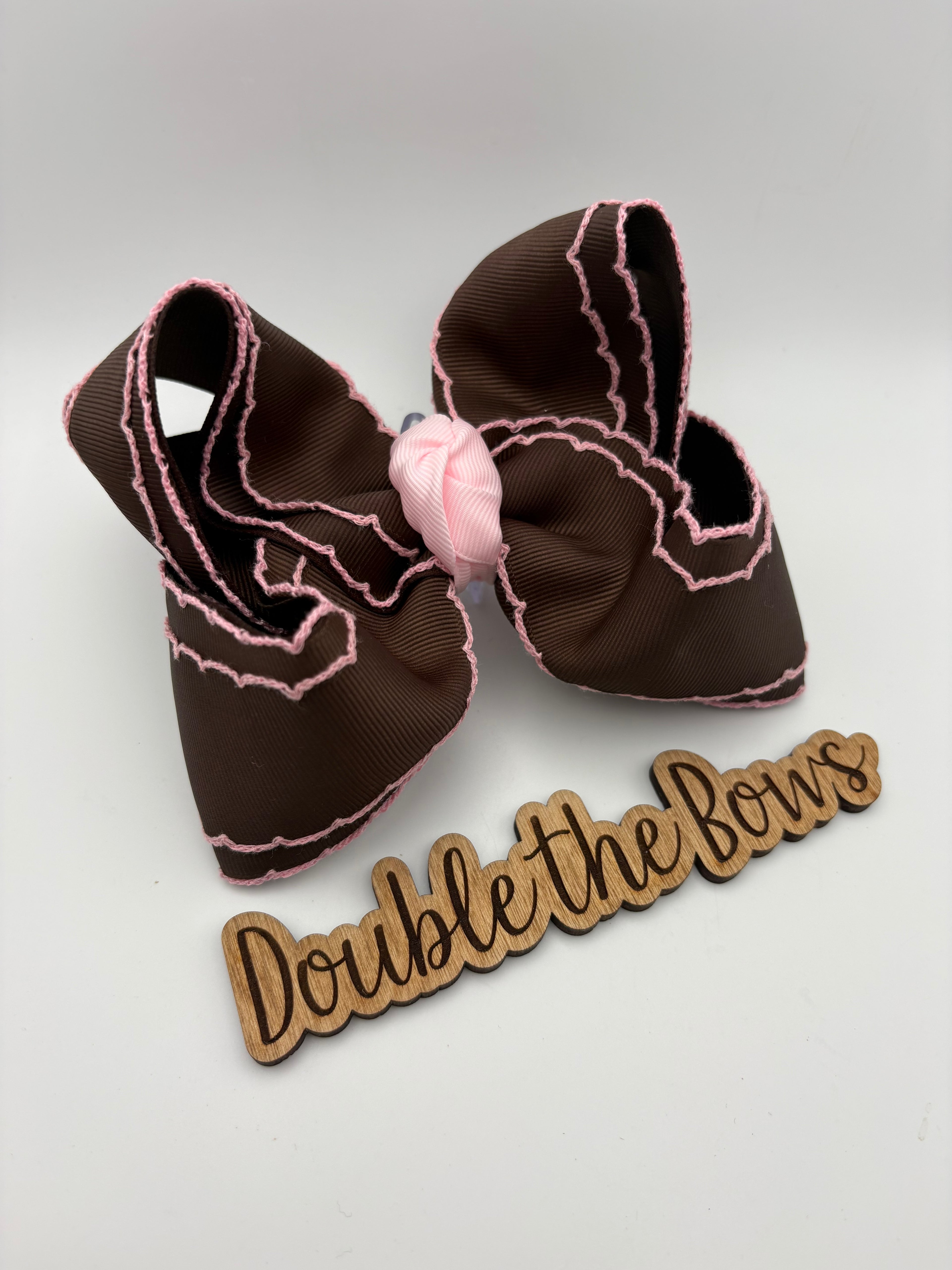 Brown and pink double moonstitch